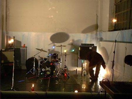 09